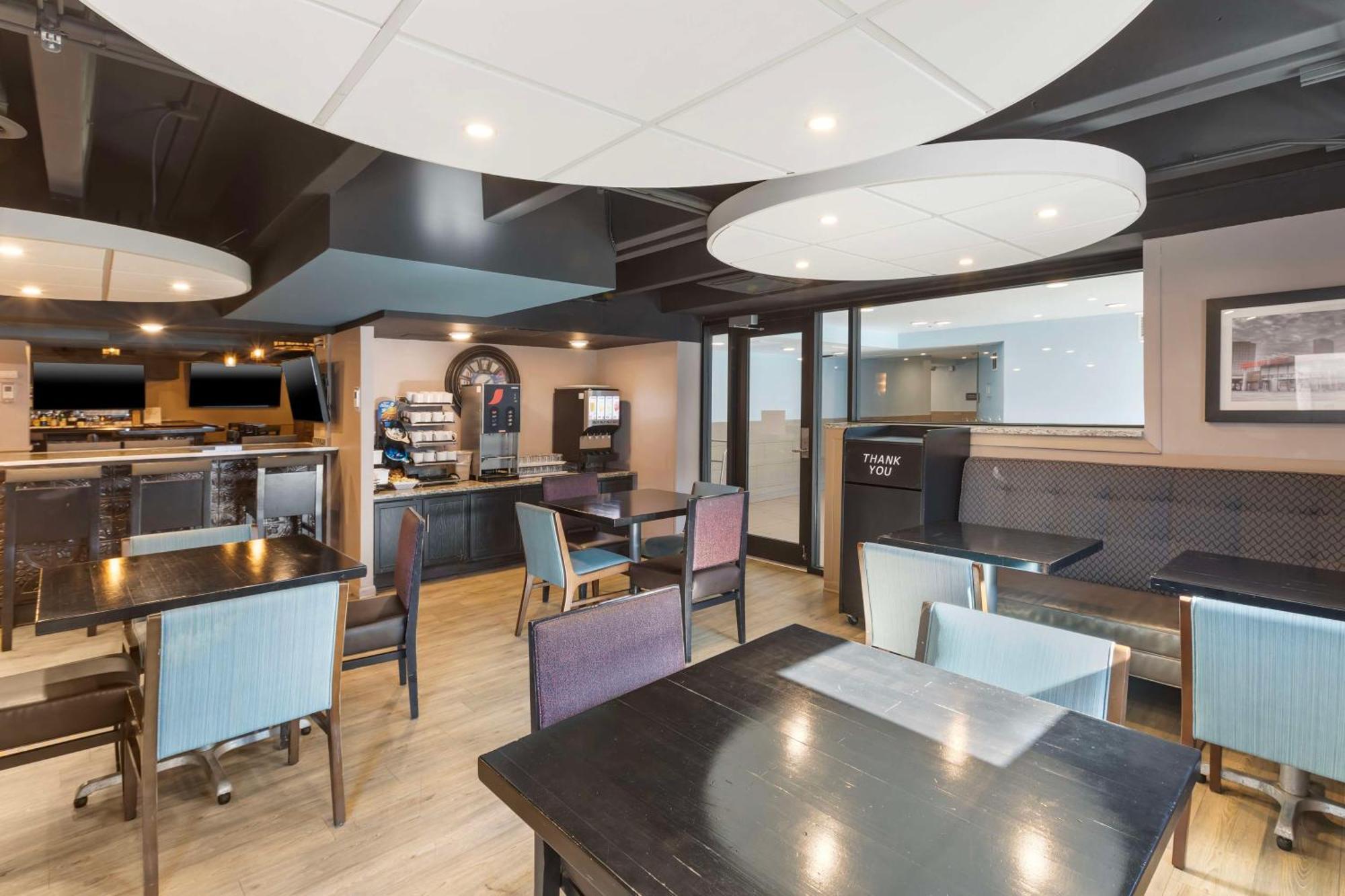 Best Western Plus Milwaukee West Dış mekan fotoğraf
