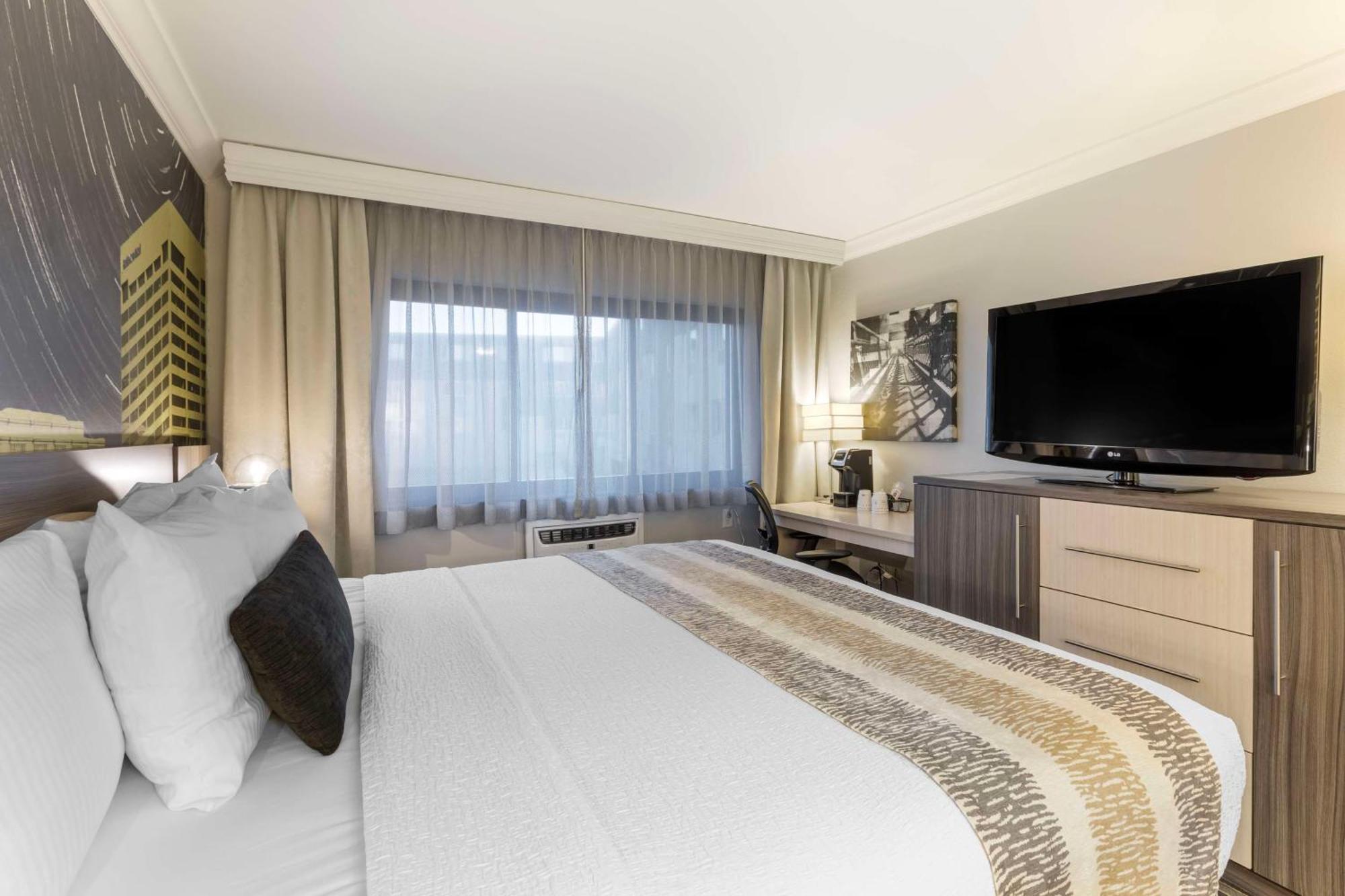 Best Western Plus Milwaukee West Dış mekan fotoğraf